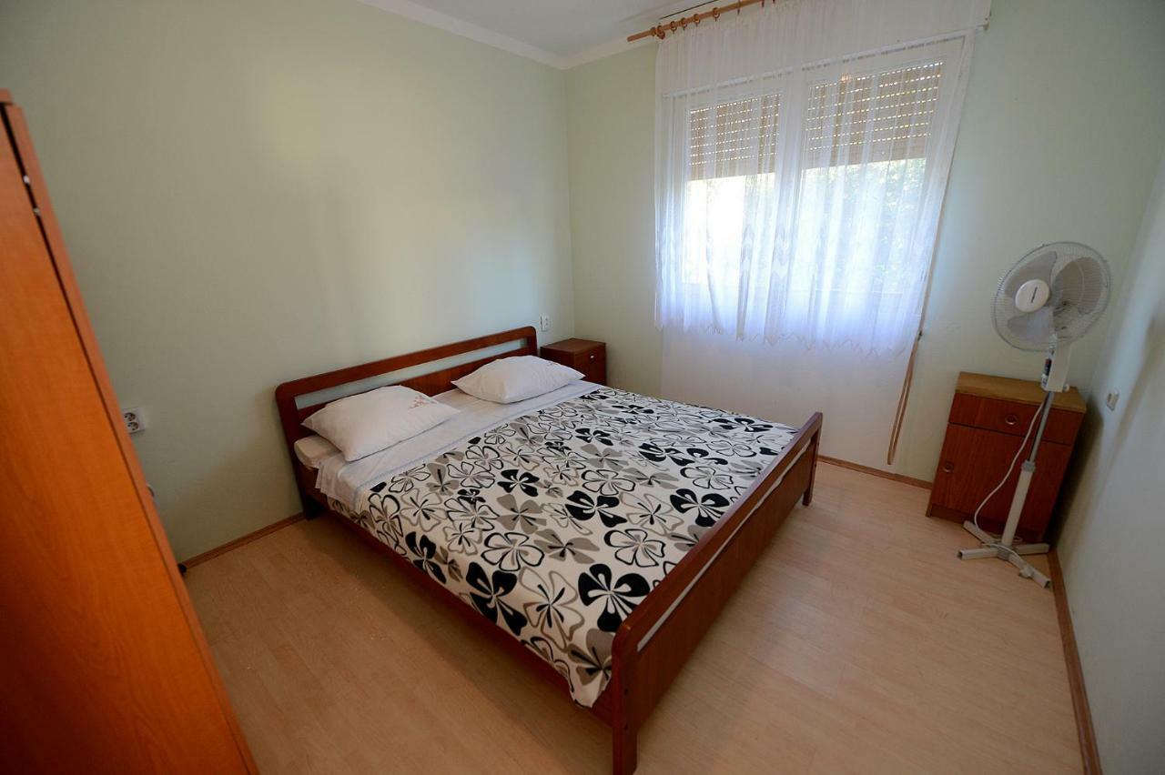 Apartment Kod Stipe Vrsi Cameră foto